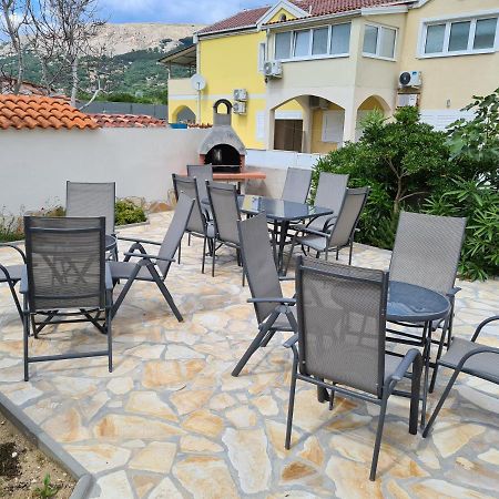 Apartments Dupin Baška Exteriör bild